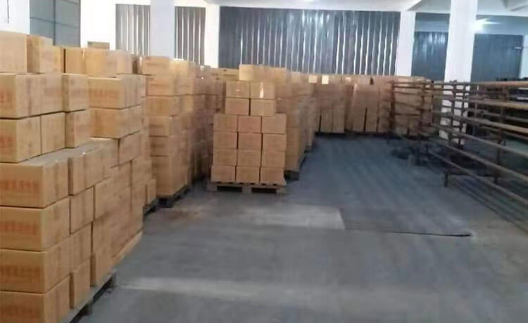 特種<a href=http://weiqiwangvip.cn/fwzhxt/ target=_blank class=infotextkey>蜂窩活性炭</a>包裝
